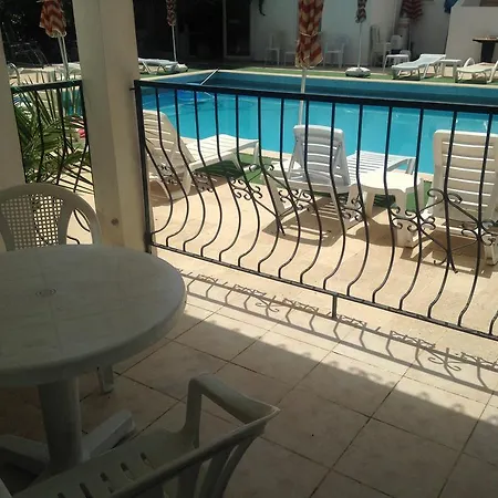 Lejlighedshotel New Mandarin Bitez